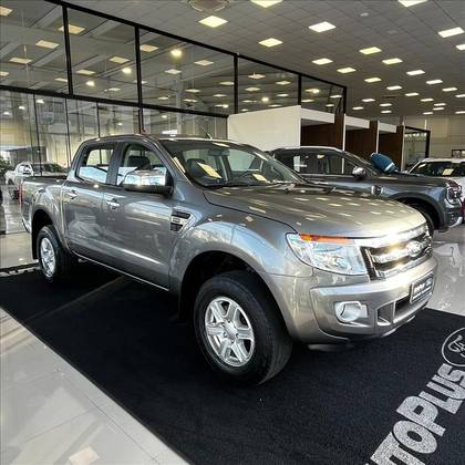 FORD RANGER 2.5 XLT 4X2 CD 16V FLEX 4P MANUAL FORD RANGER 2.5 XLT 4X2 CD 16V FLEX 4P MANUAL